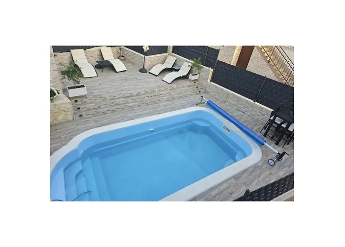 Amazing In With Wifi Vakantiehuis